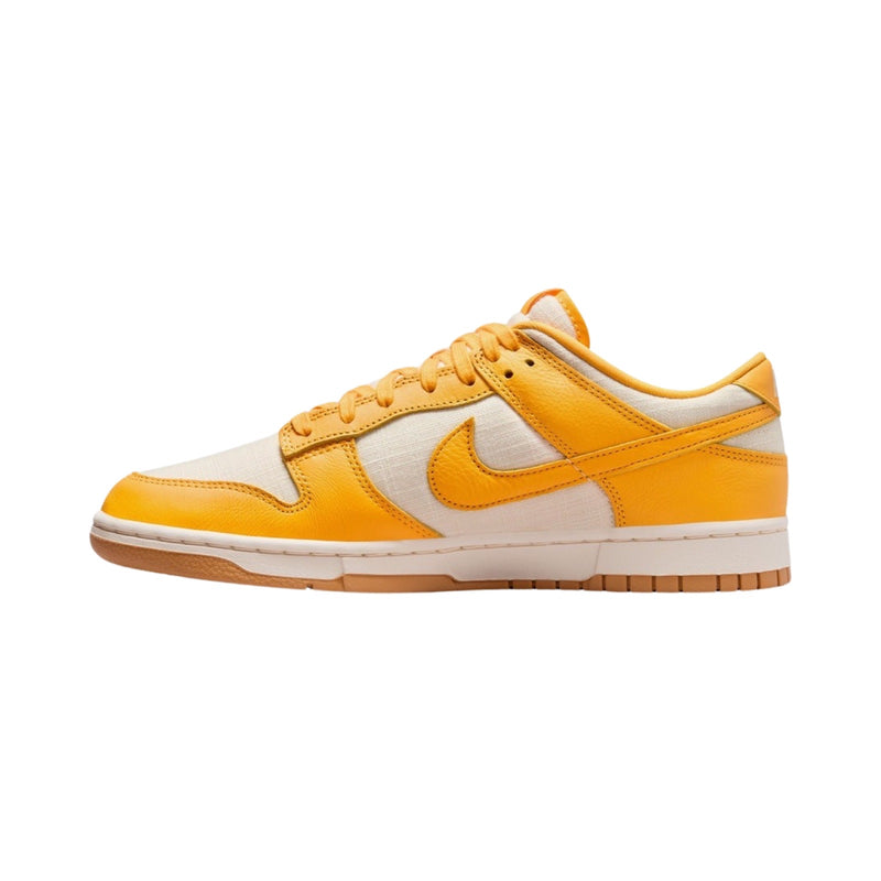 Dunk Low University Gold