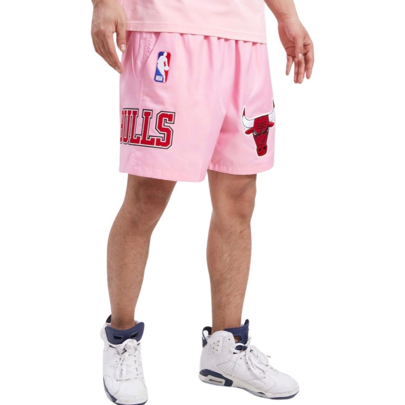 Chicago Bulls Classic Woven Short (Pink)
